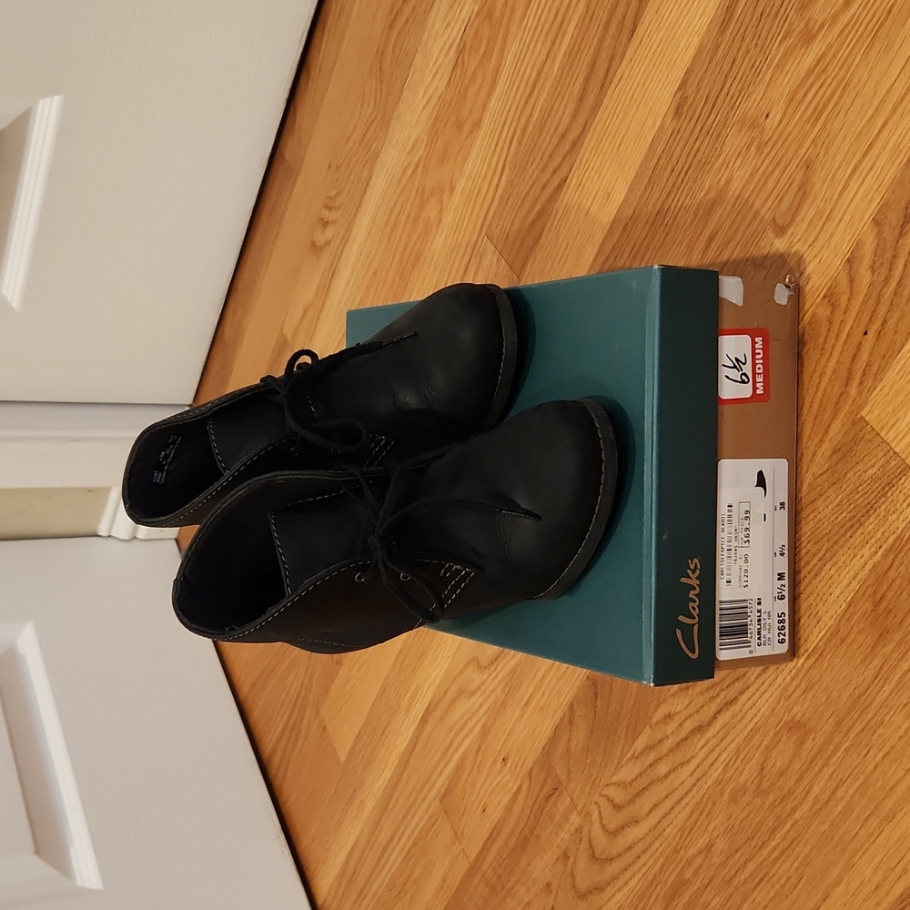 Clarks Carlisle Spice ankle boots